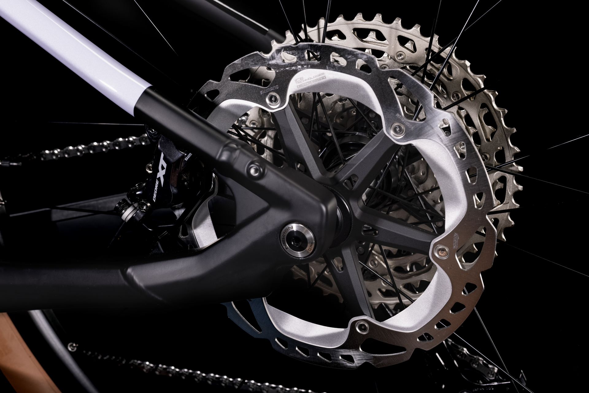 Cube Reaction Hybrid SLT 750 29 violetwhite´n´black 