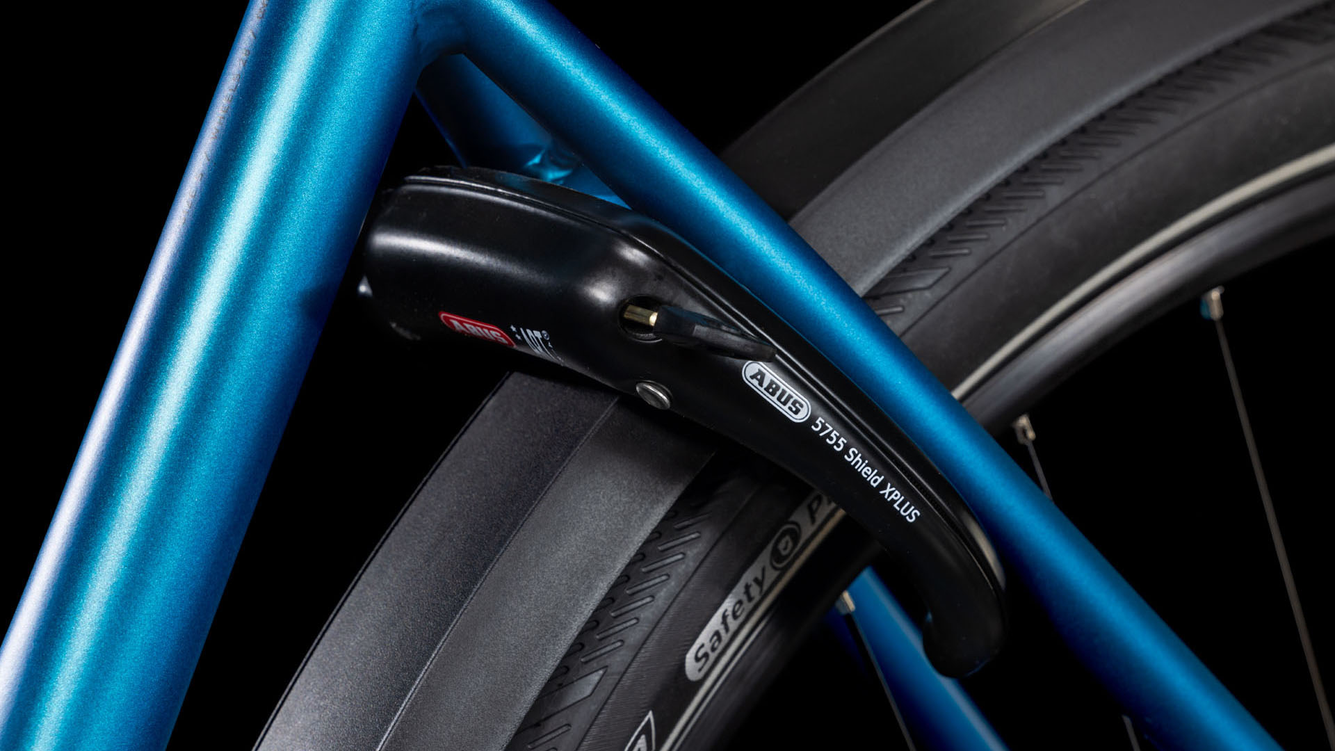 Cube Supreme Hybrid Deluxe ONE 625 electricblue´n´black 