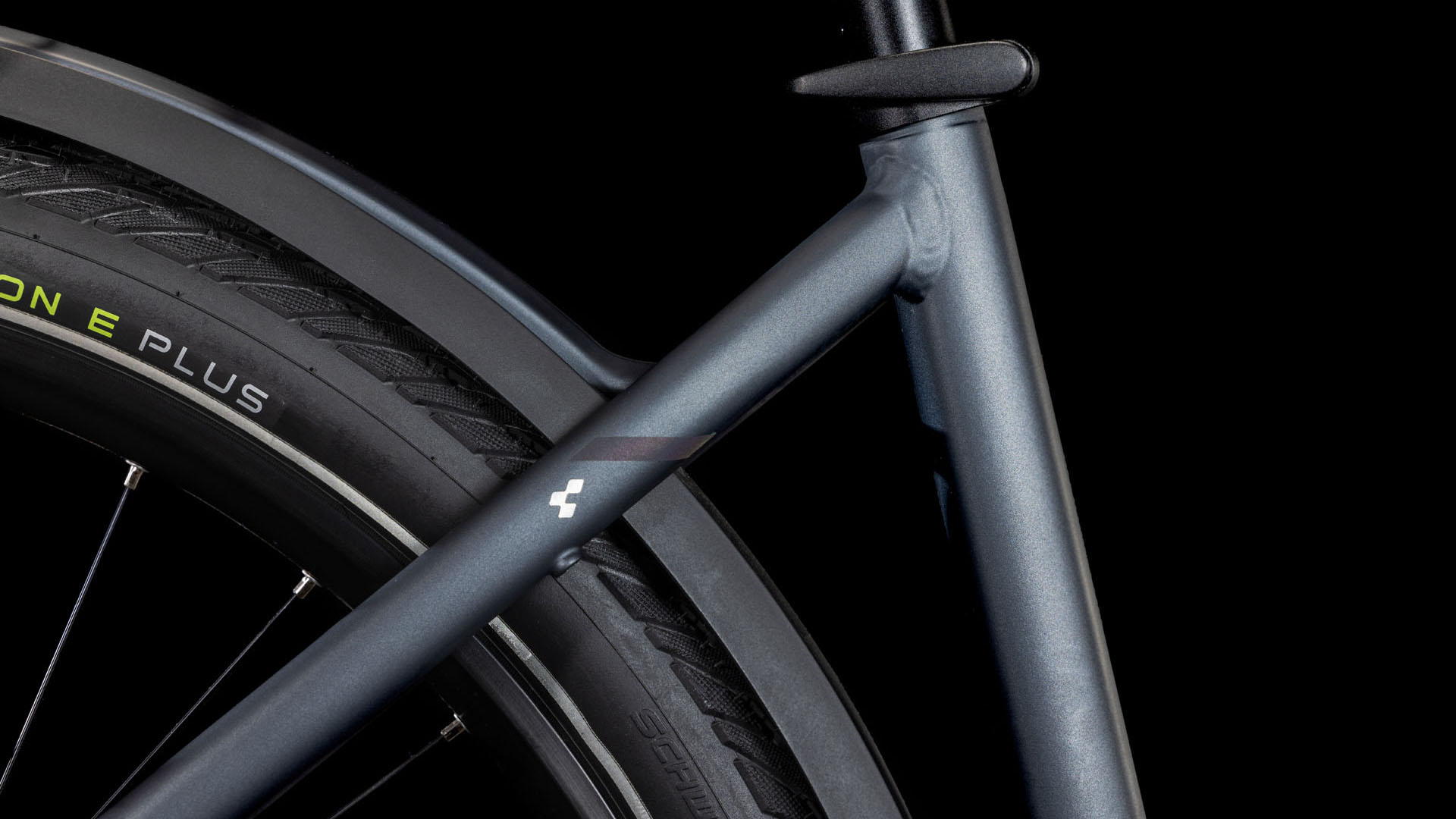 Cube Touring Hybrid Pro 625 metallicgrey´n´chrome 