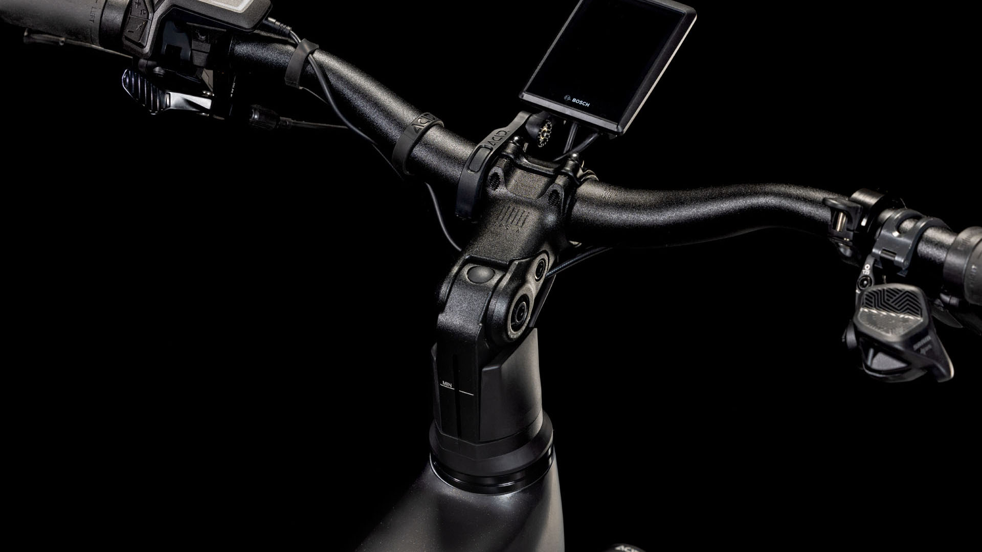 Cube Kathmandu Hybrid SLT 800 golddust´n´black 