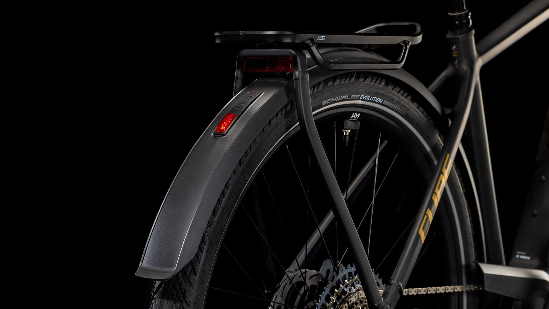 Cube Kathmandu Hybrid SLT 800 golddust´n´black 