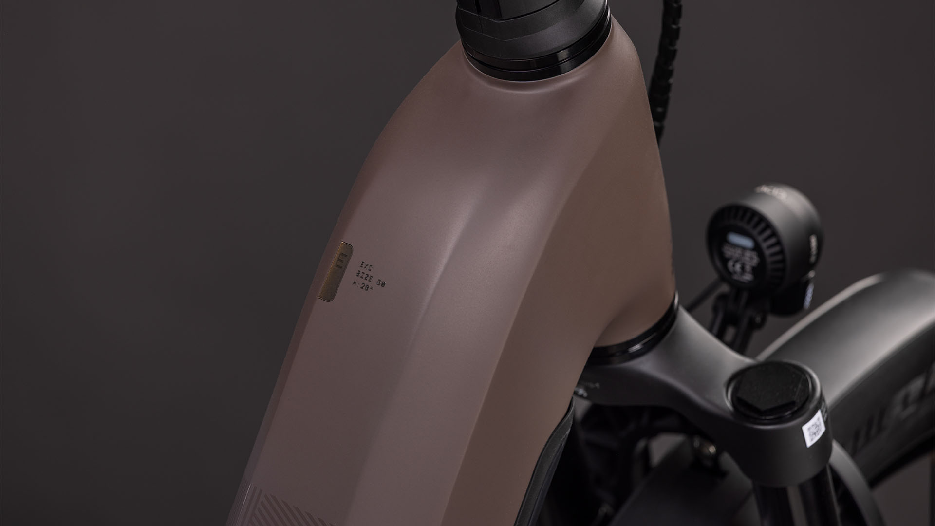 Cube Kathmandu Hybrid EXC 800 cedar´n´chrome UN3556 Fahrzeug mit Antrieb durch Lithium-Ionen- Batterien. Transport nach SV 388 und 666 ADR.