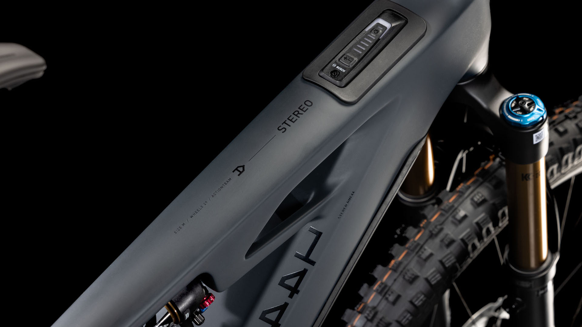 Cube Stereo Hybrid ONE44 HPC AT 800 carbon´n´gold Batteriebetriebenes Fahrzeug (UN 3171) unterliegt nicht den Vorschriften des ADR