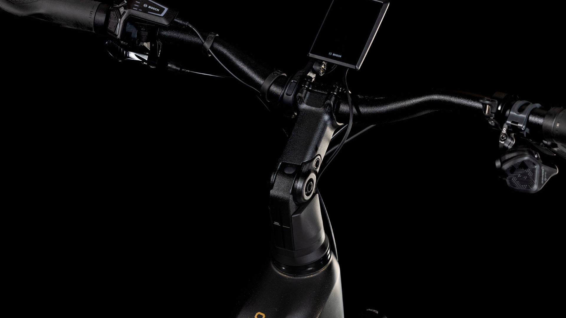 Cube Kathmandu Hybrid SLT 800 golddust´n´black Batteriebetriebenes Fahrzeug (UN 3171) unterliegt nicht den Vorschriften des ADR