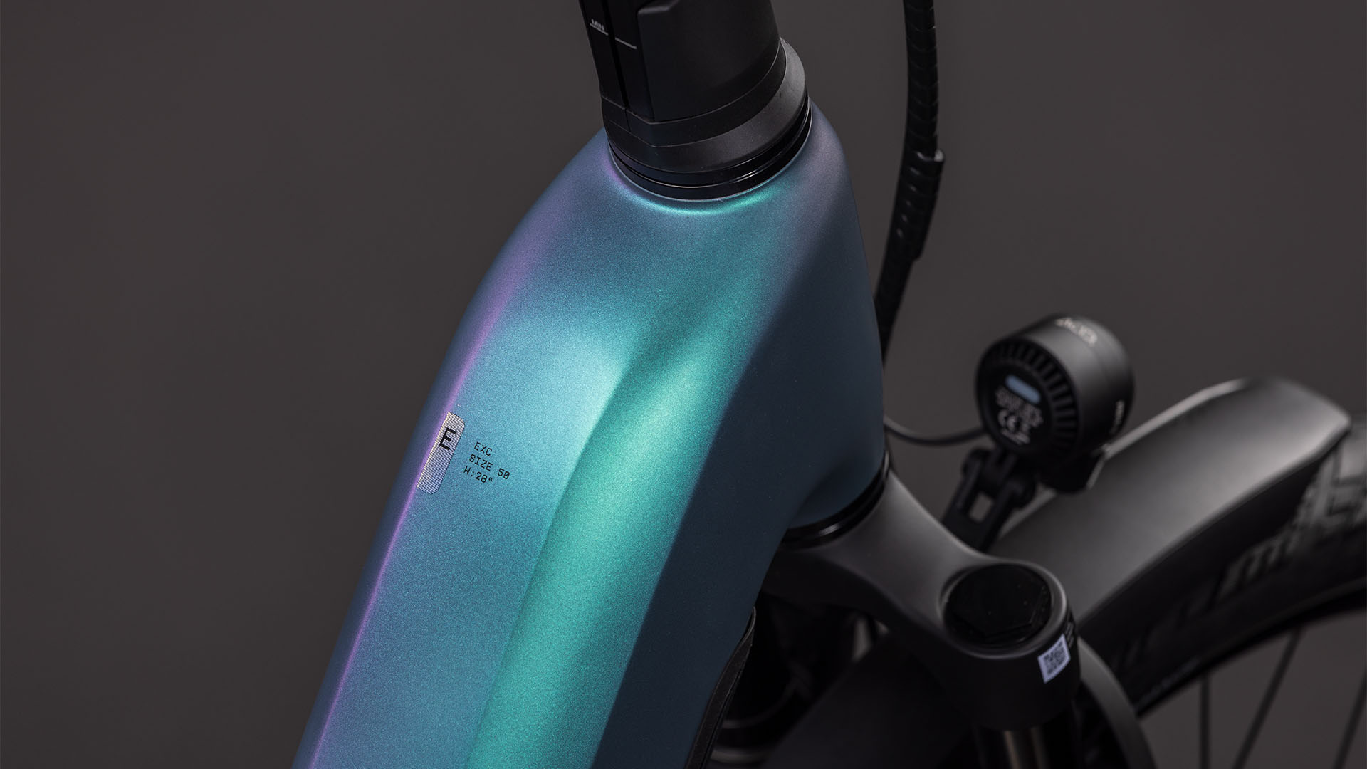 Cube Kathmandu Hybrid EXC 800 smaragdgrey´n´prism UN3556 Fahrzeug mit Antrieb durch Lithium-Ionen- Batterien. Transport nach SV 388 und 666 ADR.