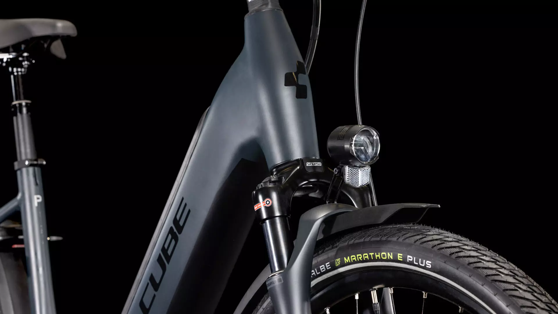 Cube Supreme Hybrid Deluxe Pro 625 night´n´black 