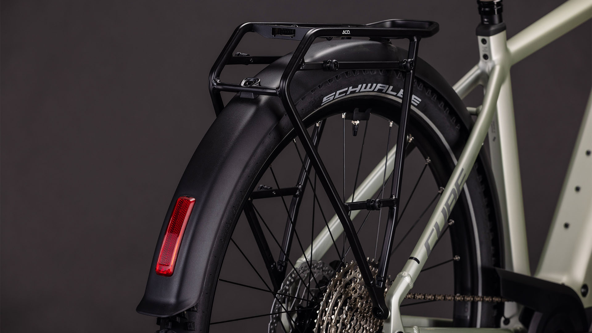 Cube Nuride Hybrid EXC 800 lemongrass´n´reflex UN3556 Fahrzeug mit Antrieb durch Lithium-Ionen- Batterien. Transport nach SV 388 und 666 ADR.