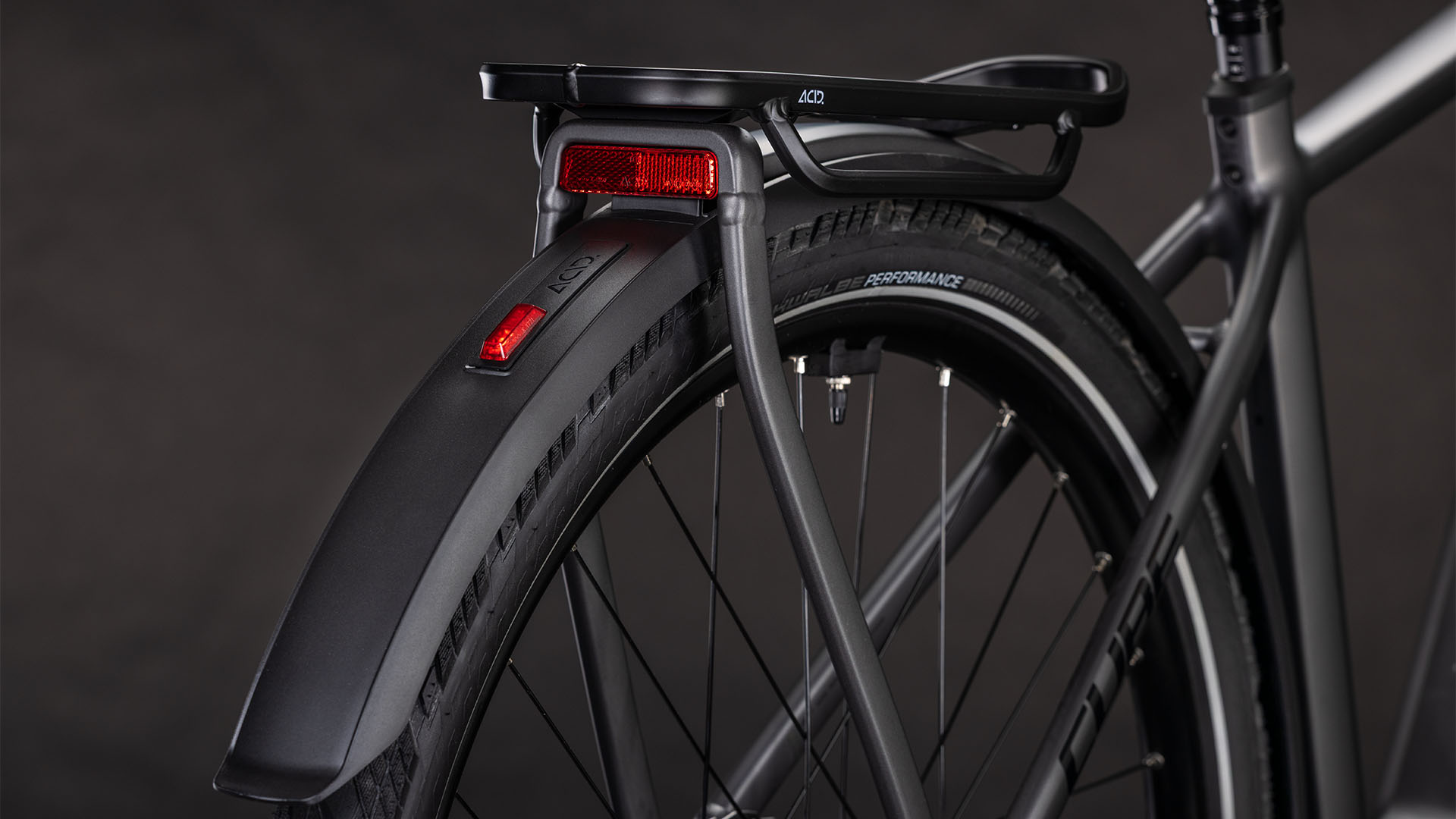 Cube Kathmandu Hybrid Comfort Pro 800 slabgrey´n´black UN3556 Fahrzeug mit Antrieb durch Lithium-Ionen- Batterien. Transport nach SV 388 und 666 ADR.