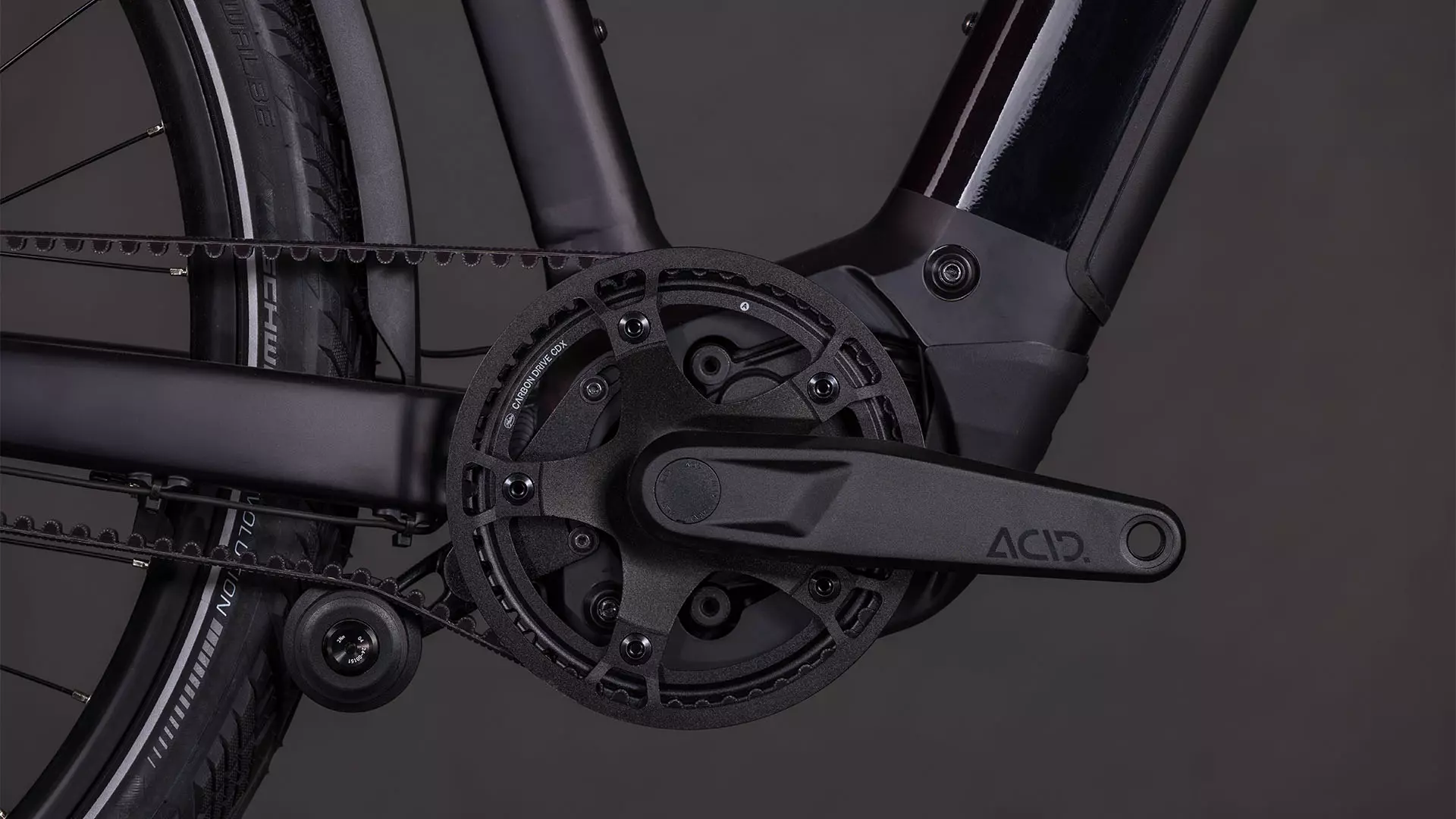 Cube Kathmandu Hybrid Comfort SLX 800 solareclipse´n´gold UN3556 Fahrzeug mit Antrieb durch Lithium-Ionen- Batterien. Transport nach SV 388 und 666 ADR.