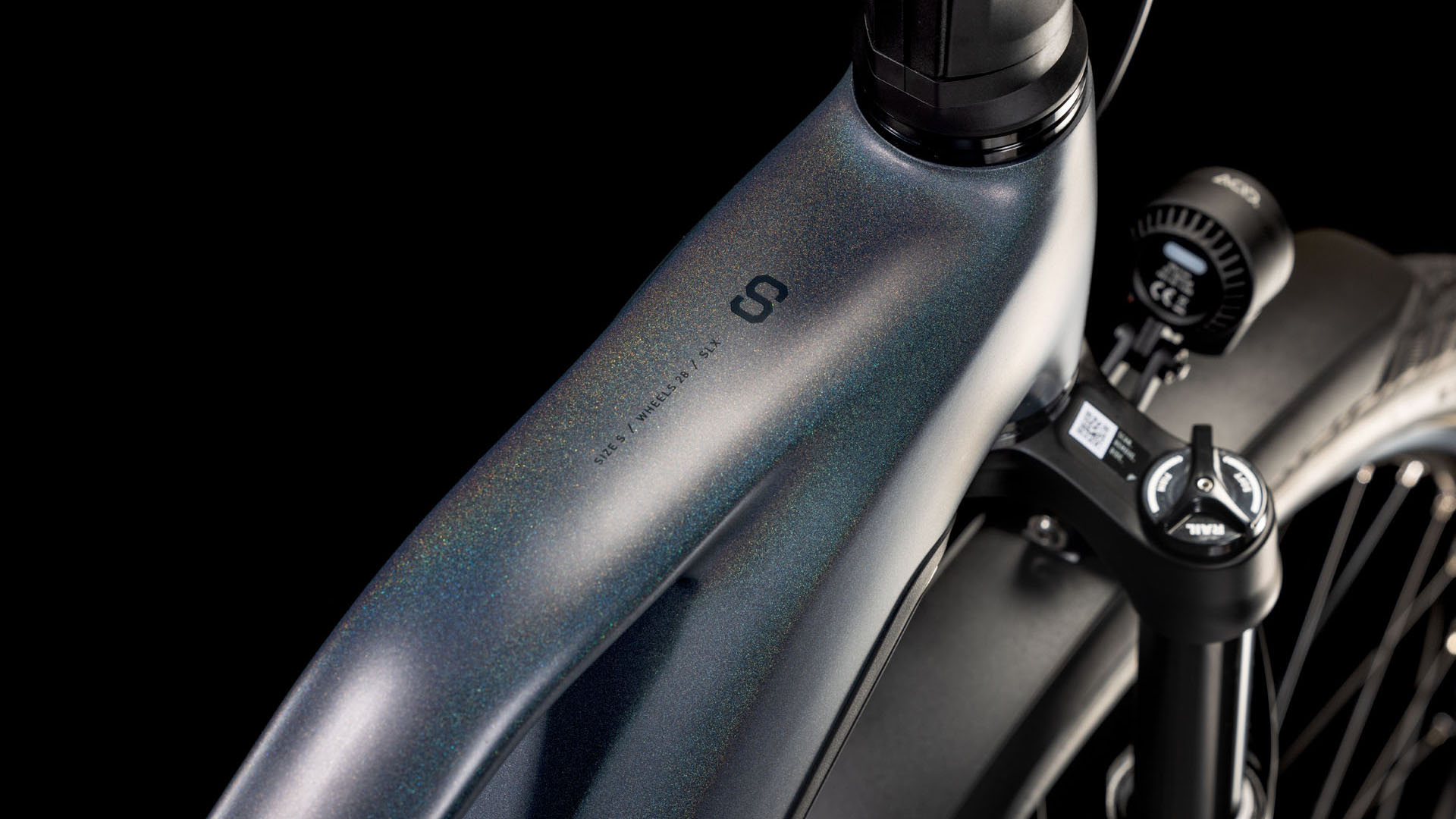 Cube Kathmandu Hybrid Comfort SLX 800 nightsky´n´ink Batteriebetriebenes Fahrzeug (UN 3171) unterliegt nicht den Vorschriften des ADR