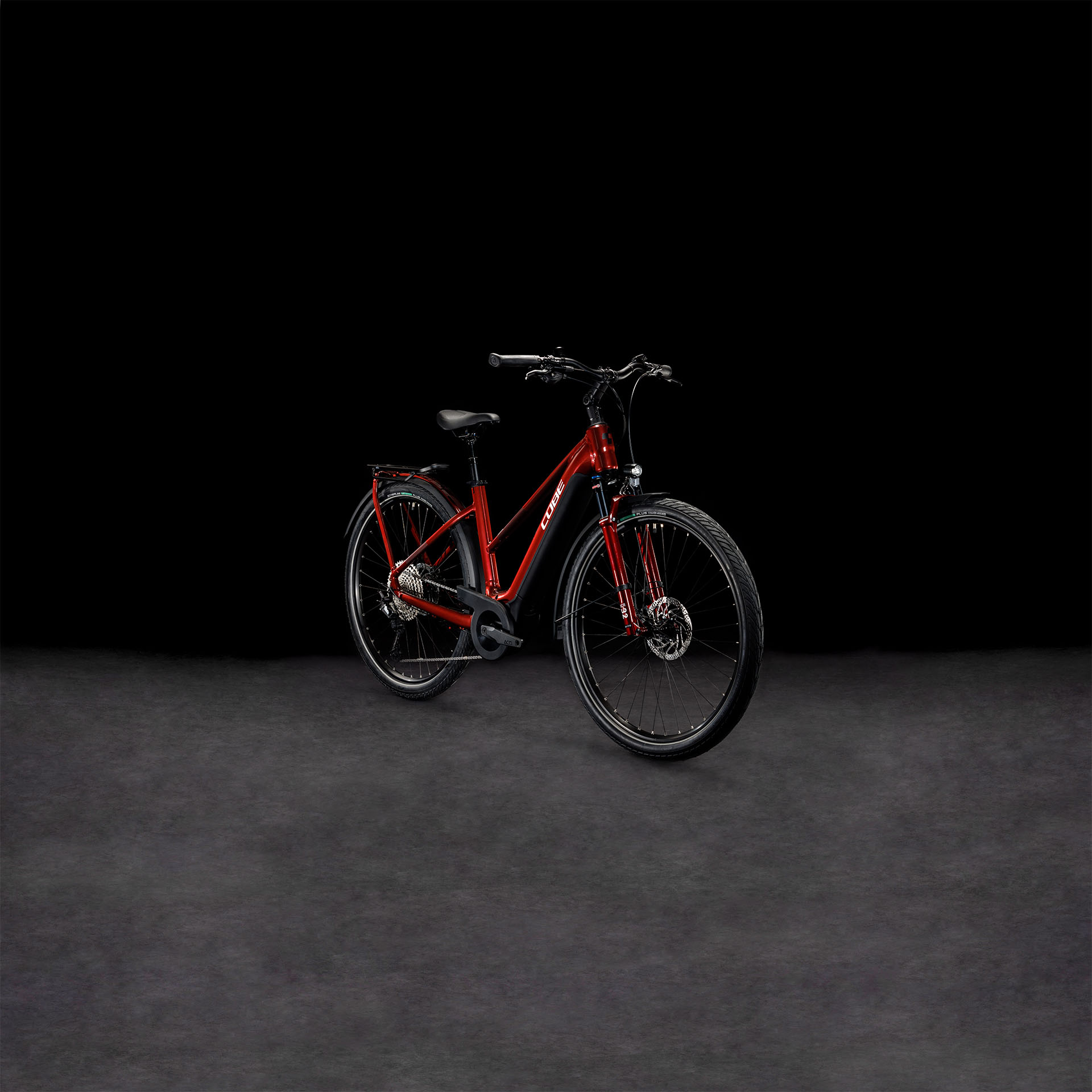 Cube Touring Hybrid EXC 625 red´n´white 