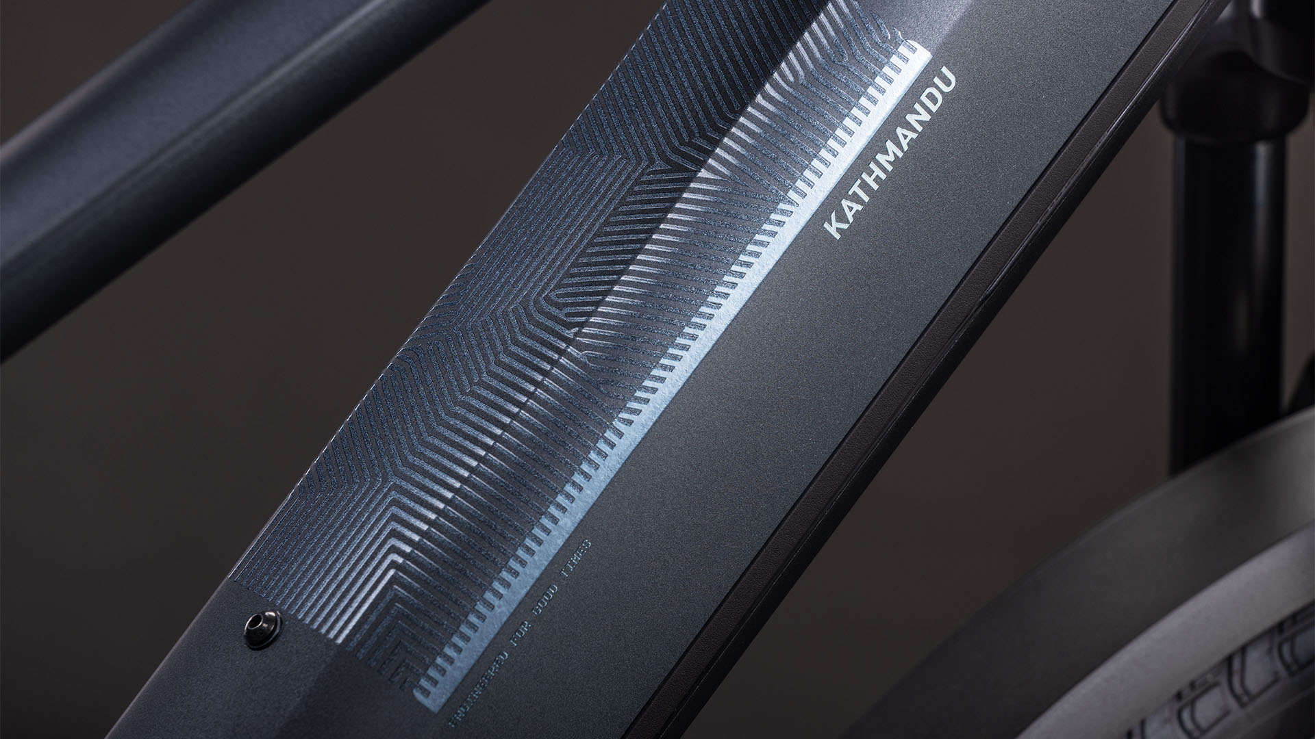 Cube Kathmandu Hybrid ONE 800 metallicgrey´n´grey UN3556 Fahrzeug mit Antrieb durch Lithium-Ionen- Batterien. Transport nach SV 388 und 666 ADR.