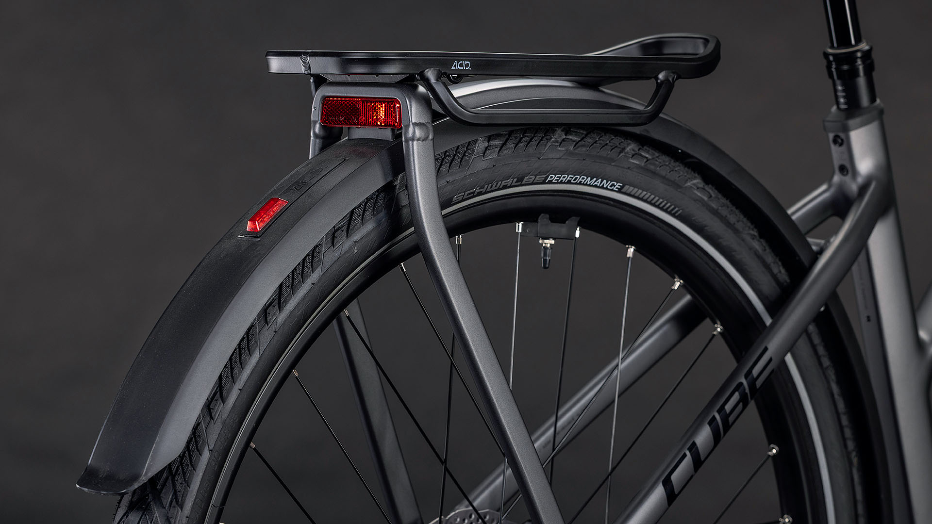 Cube Kathmandu Hybrid Comfort Pro 800 slabgrey´n´black UN3556 Fahrzeug mit Antrieb durch Lithium-Ionen- Batterien. Transport nach SV 388 und 666 ADR.