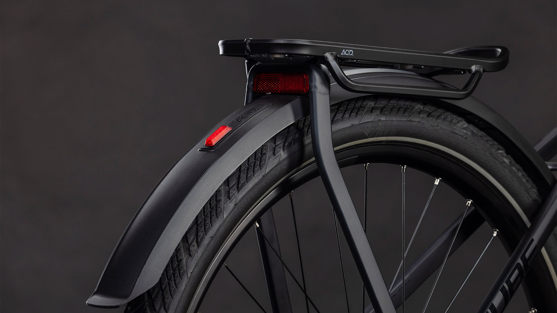 Cube Kathmandu Hybrid Pro 800 coal´n´black UN3556 Fahrzeug mit Antrieb durch Lithium-Ionen- Batterien. Transport nach SV 388 und 666 ADR.