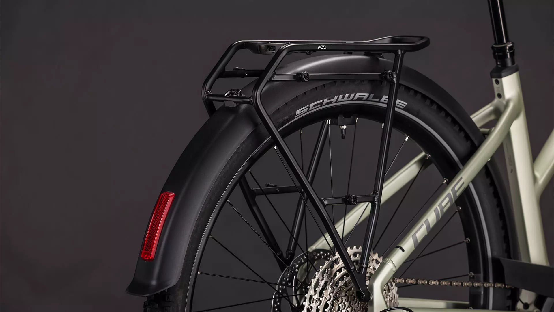 Cube Nuride Hybrid EXC 800 lemongrass´n´reflex UN3556 Fahrzeug mit Antrieb durch Lithium-Ionen- Batterien. Transport nach SV 388 und 666 ADR.