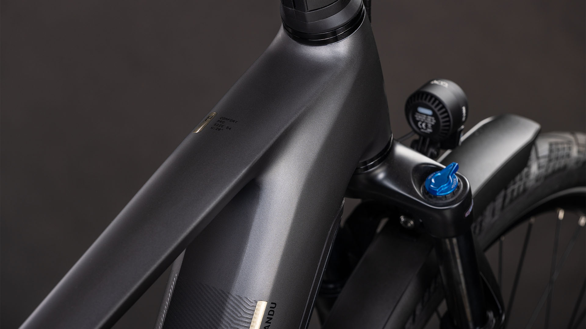 Cube Kathmandu Hybrid Comfort Pro 800 slabgrey´n´black UN3556 Fahrzeug mit Antrieb durch Lithium-Ionen- Batterien. Transport nach SV 388 und 666 ADR.