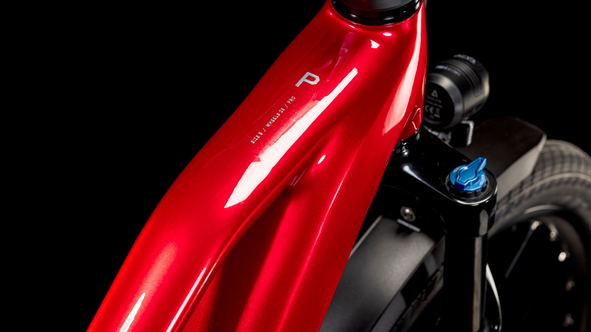 Cube Kathmandu Hybrid Comfort Pro 800 electricred´n´red Batteriebetriebenes Fahrzeug (UN 3171) unterliegt nicht den Vorschriften des ADR