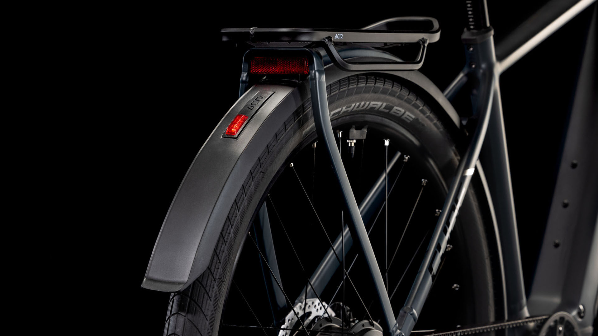 Cube Kathmandu Hybrid Comfort Pro 800 night´n´chrome Batteriebetriebenes Fahrzeug (UN 3171) unterliegt nicht den Vorschriften des ADR