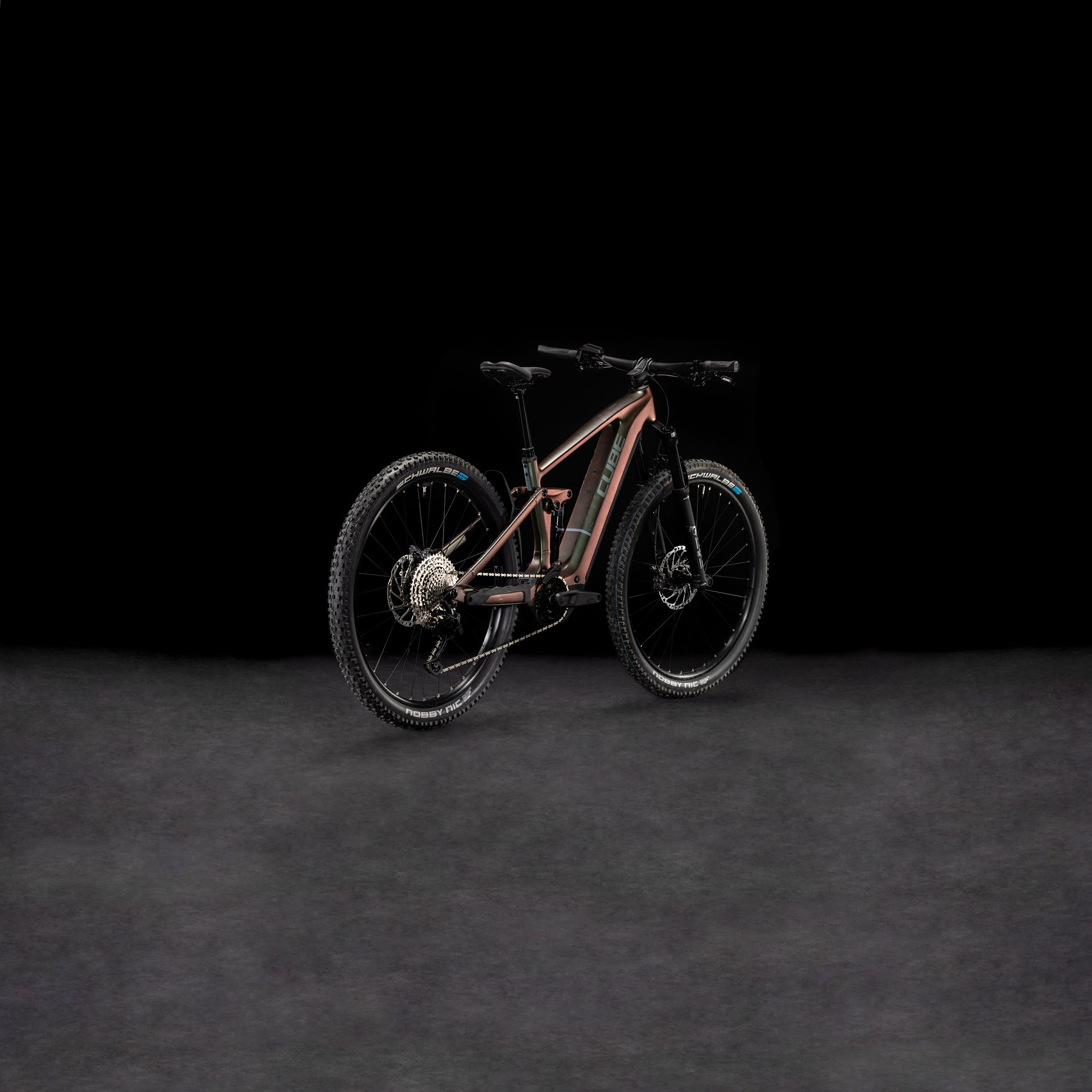 Cube Stereo Hybrid ONE44 EXC 800 stellar´n´shiftiris Batteriebetriebenes Fahrzeug (UN 3171) unterliegt nicht den Vorschriften des ADR