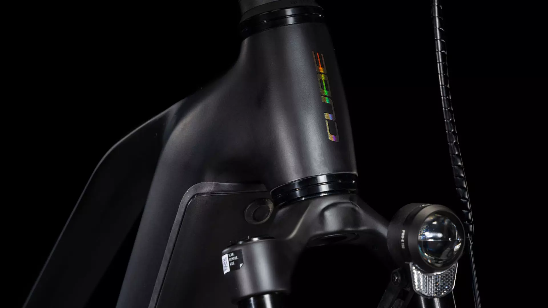 Cube Kathmandu Hybrid EXC 800 black´n´prism 