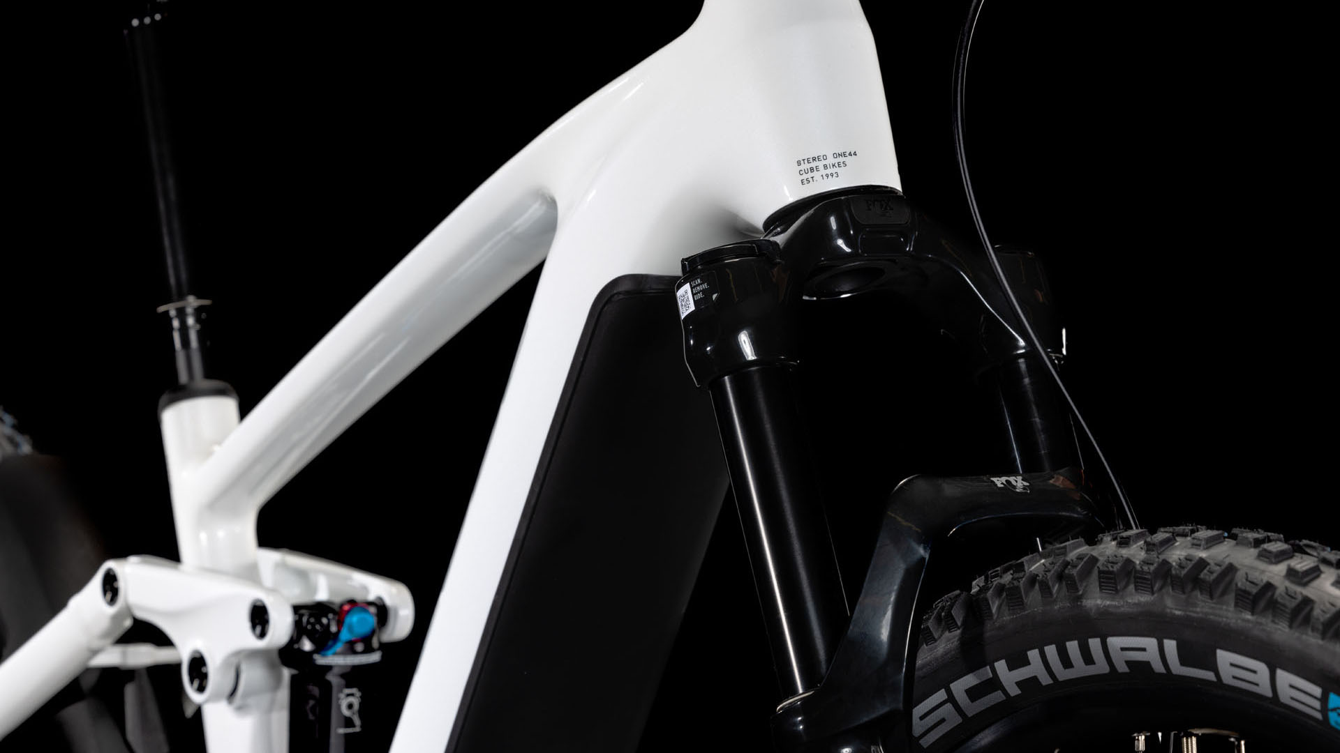 Cube Stereo Hybrid ONE44 EXC 800  metallicwhite´n´black 