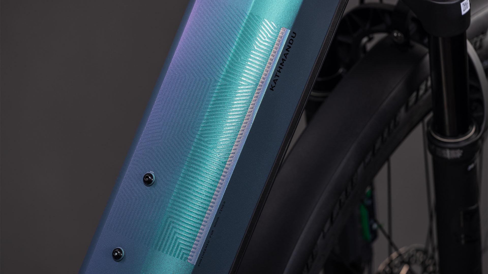 Cube Kathmandu Hybrid EXC 800 smaragdgrey´n´prism UN3556 Fahrzeug mit Antrieb durch Lithium-Ionen- Batterien. Transport nach SV 388 und 666 ADR.