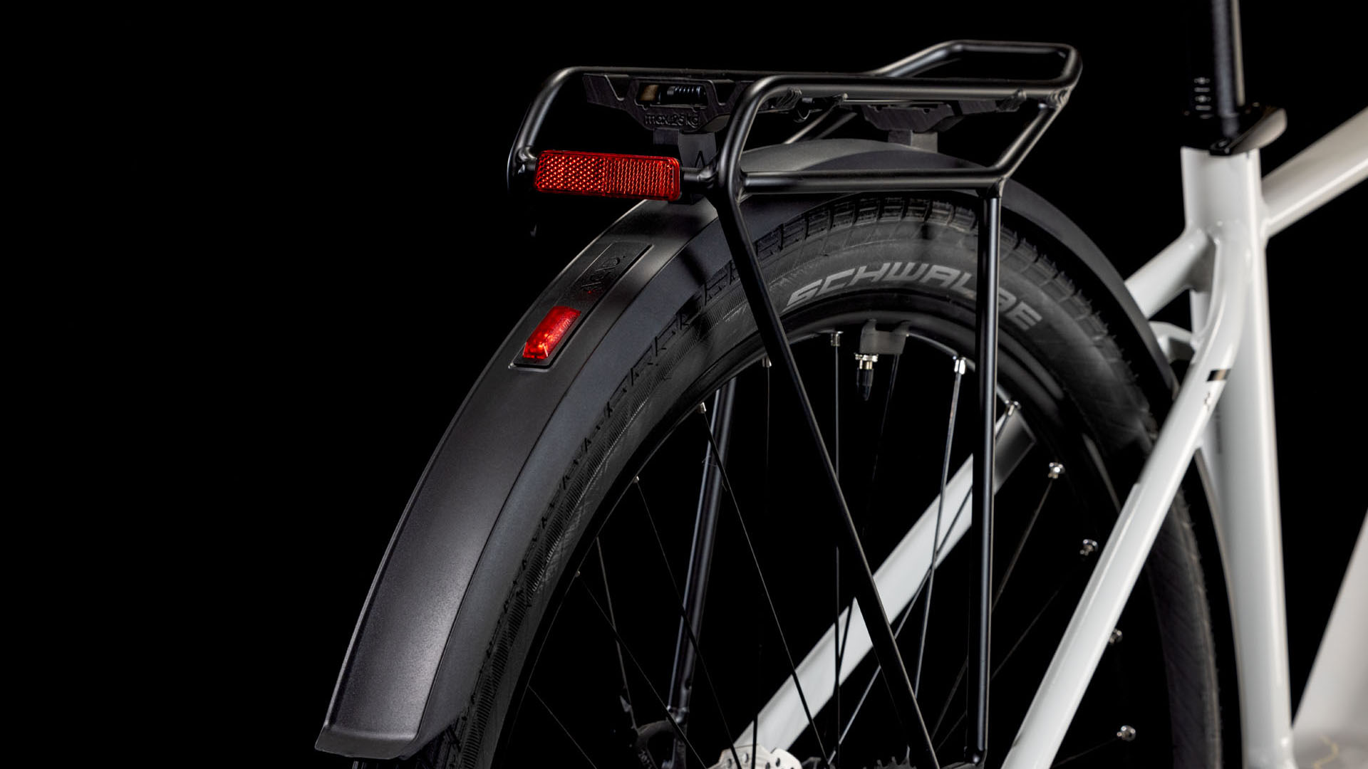 Cube Touring Hybrid ONE 625 cotton´n´grey Batteriebetriebenes Fahrzeug (UN 3171) unterliegt nicht den Vorschriften des ADR