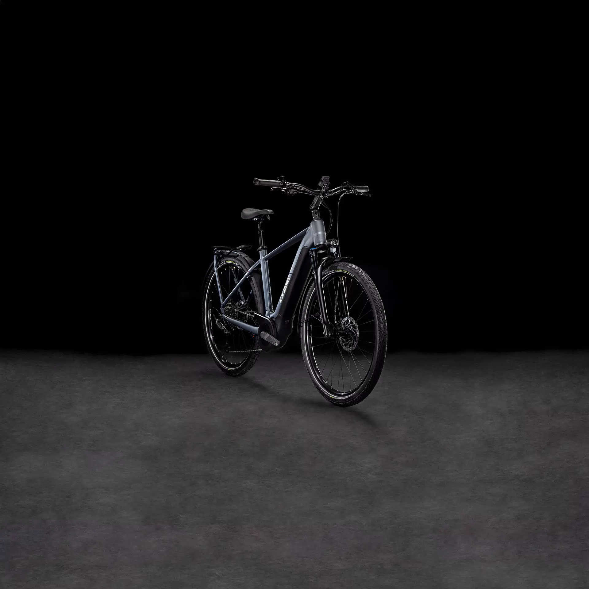 Cube Touring Hybrid Pro 625 metallicgrey´n´chrome 