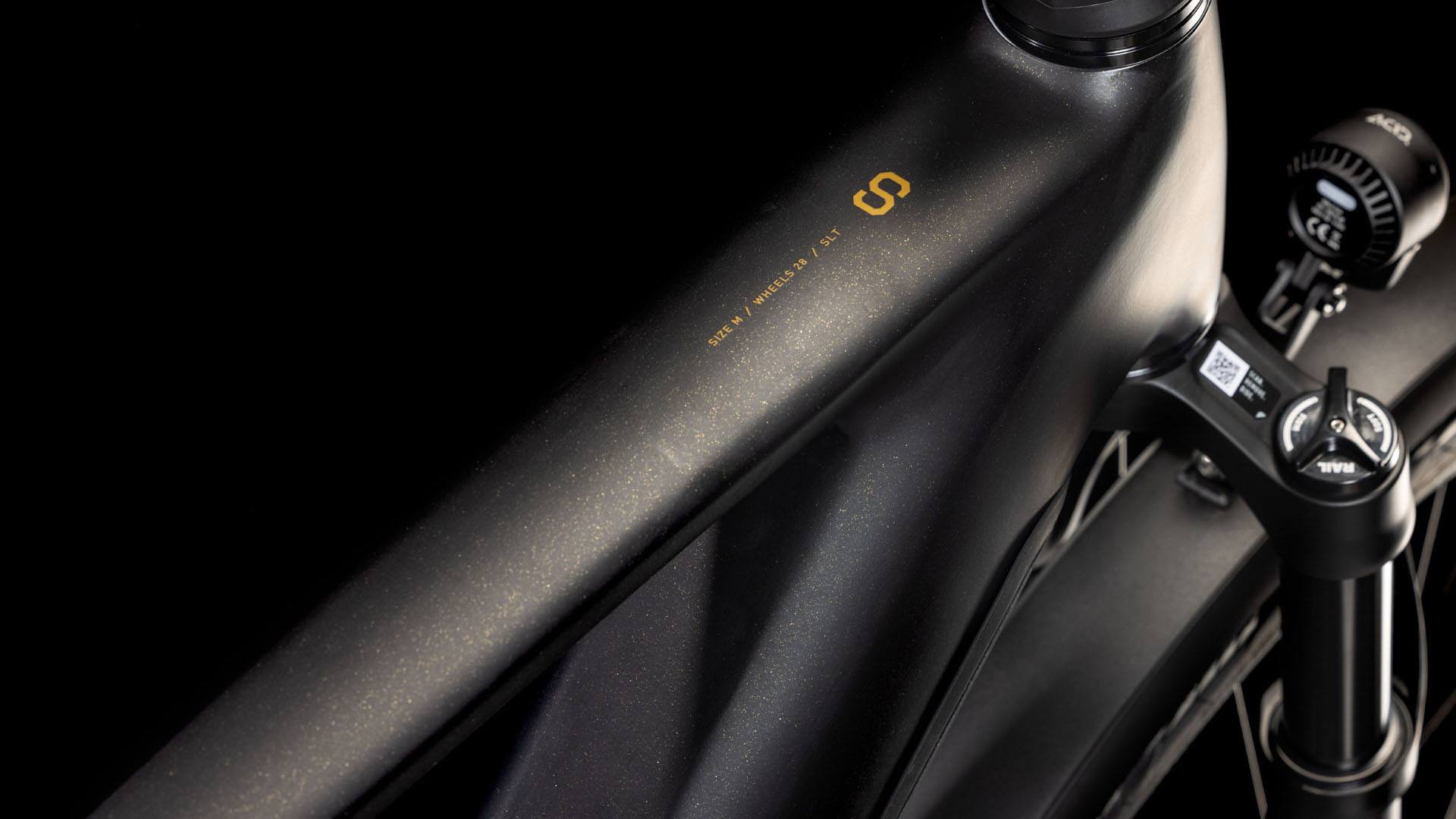 Cube Kathmandu Hybrid SLT 800 golddust´n´black 