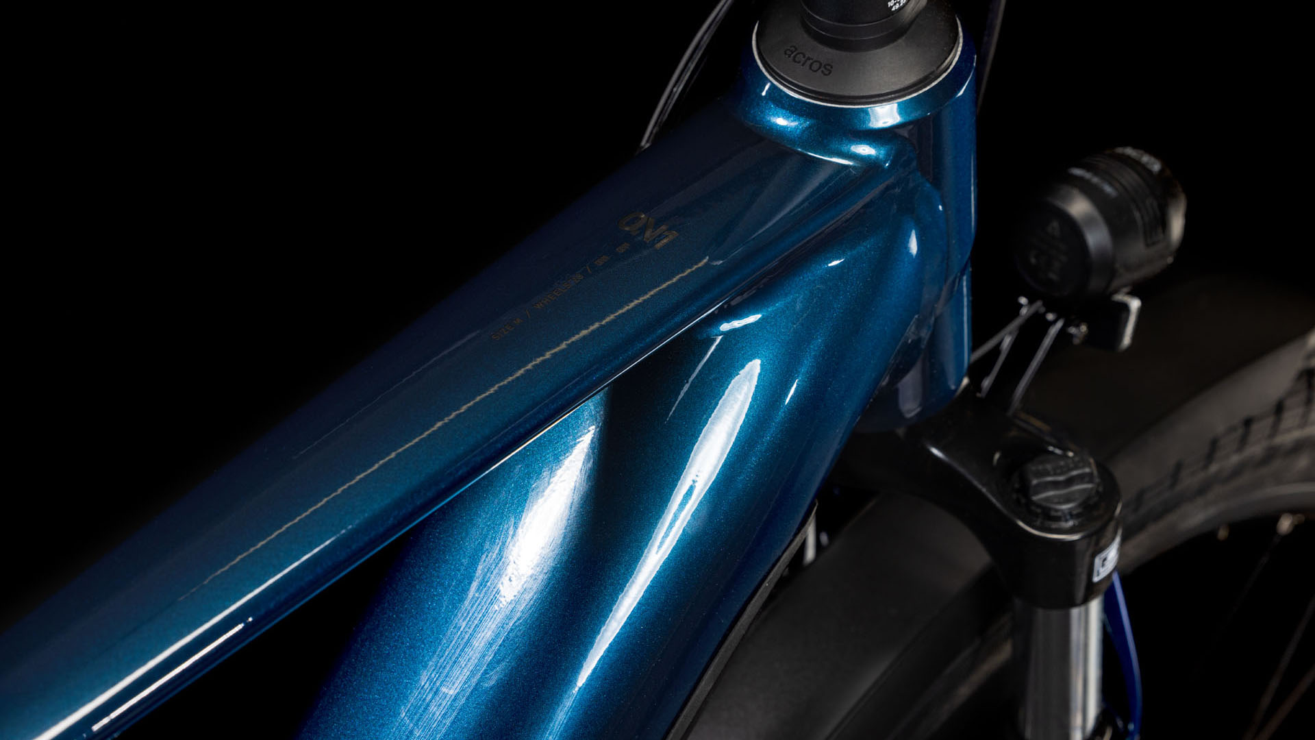 Cube Touring Hybrid ONE 625 deepsea´n´chrome 