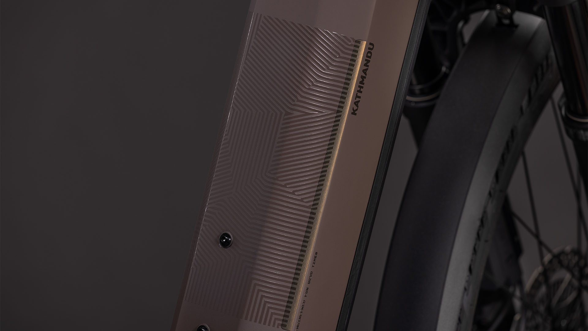 Cube Kathmandu Hybrid EXC 800 cedar´n´chrome UN3556 Fahrzeug mit Antrieb durch Lithium-Ionen- Batterien. Transport nach SV 388 und 666 ADR.