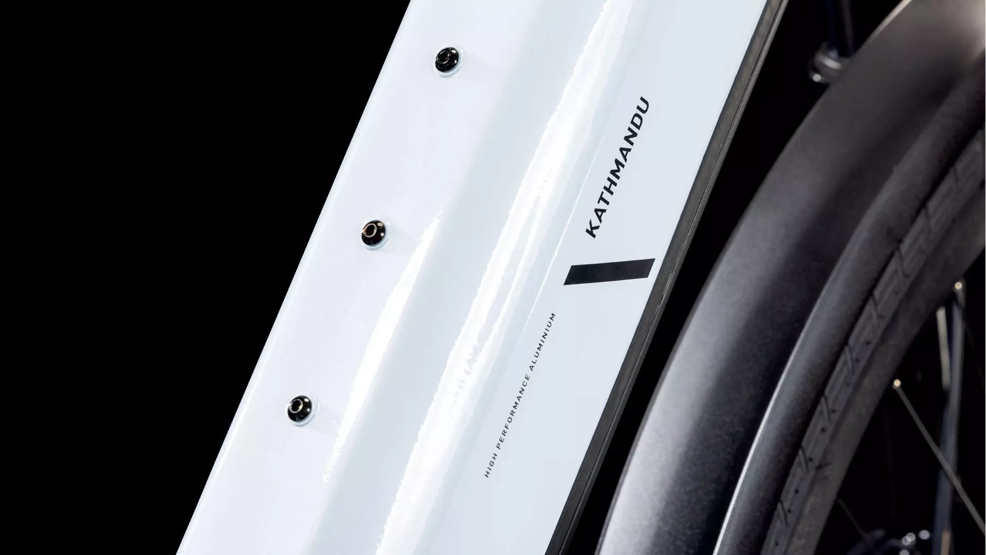 Cube Kathmandu Hybrid ONE 600 polarwhite´n´black 