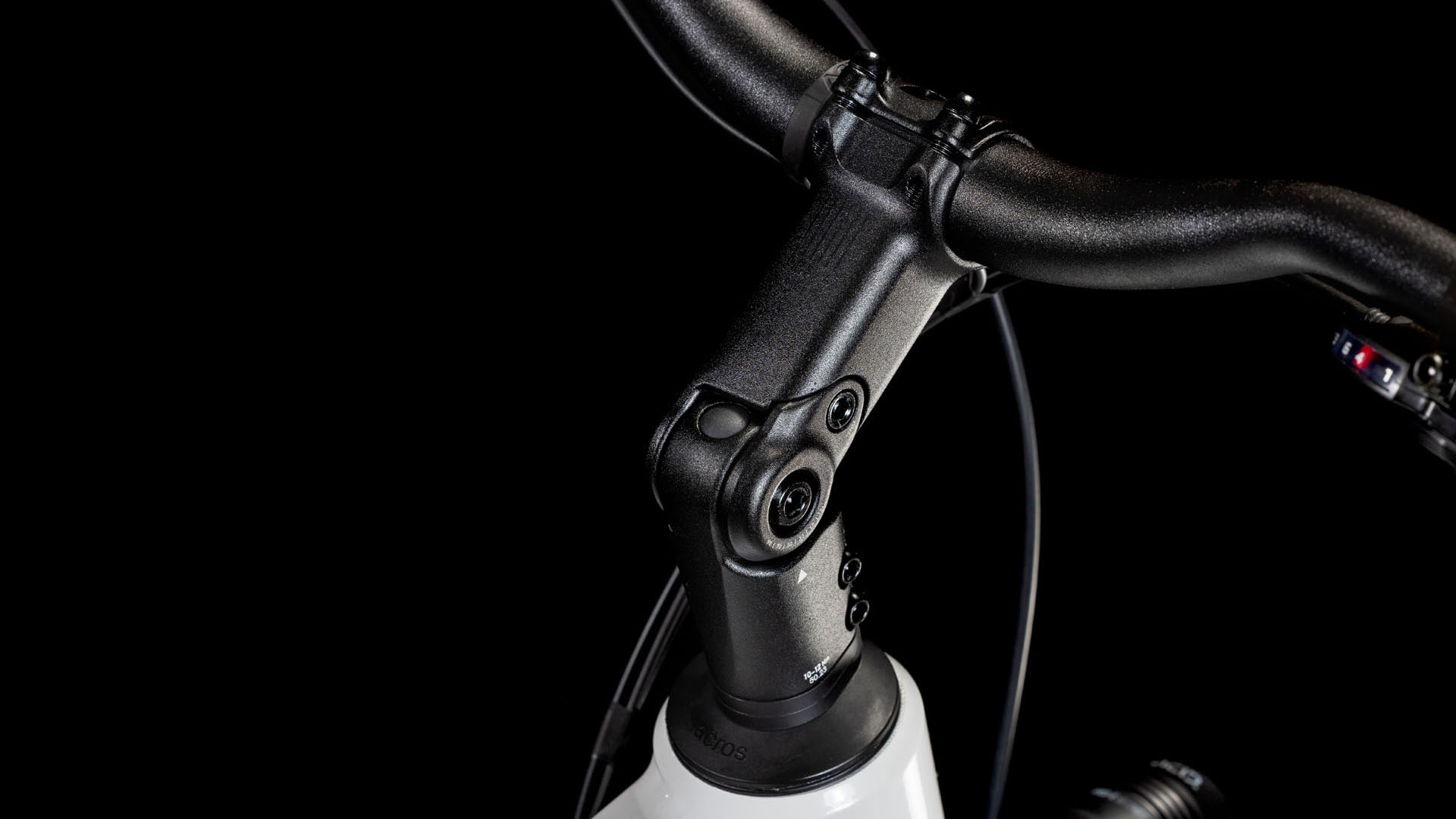 Cube Touring Hybrid ONE 625 cotton´n´grey Batteriebetriebenes Fahrzeug (UN 3171) unterliegt nicht den Vorschriften des ADR