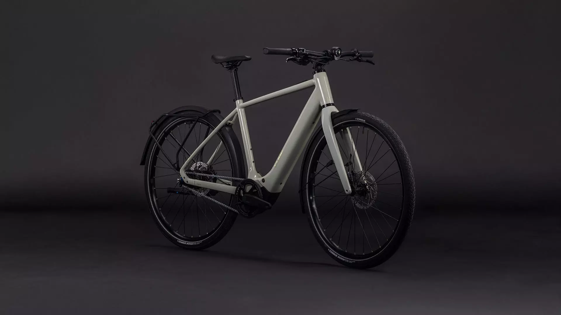 Cube Editor Hybrid SLX 400X FE reedbeige´n´chrome UN3556 Fahrzeug mit Antrieb durch Lithium-Ionen- Batterien. Transport nach SV 388 und 666 ADR.