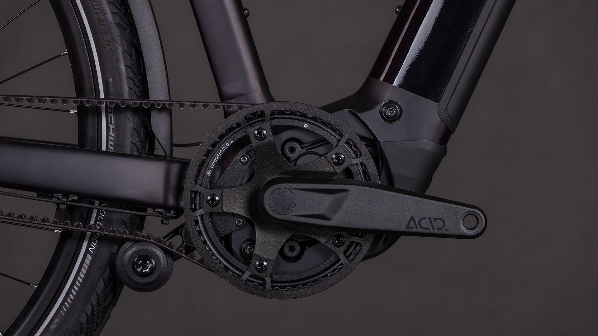 Cube Kathmandu Hybrid Comfort SLX 800 solareclipse´n´gold UN3556 Fahrzeug mit Antrieb durch Lithium-Ionen- Batterien. Transport nach SV 388 und 666 ADR.