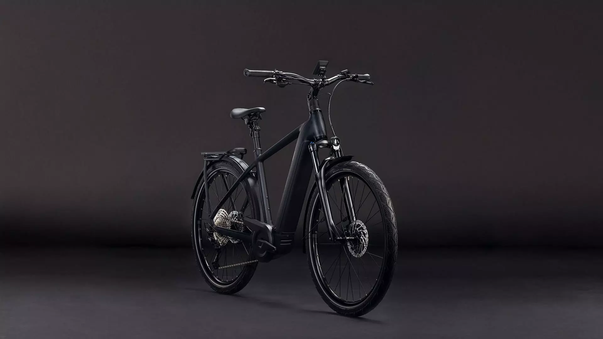 Cube Kathmandu Hybrid Pro 800 coal´n´black UN3556 Fahrzeug mit Antrieb durch Lithium-Ionen- Batterien. Transport nach SV 388 und 666 ADR.