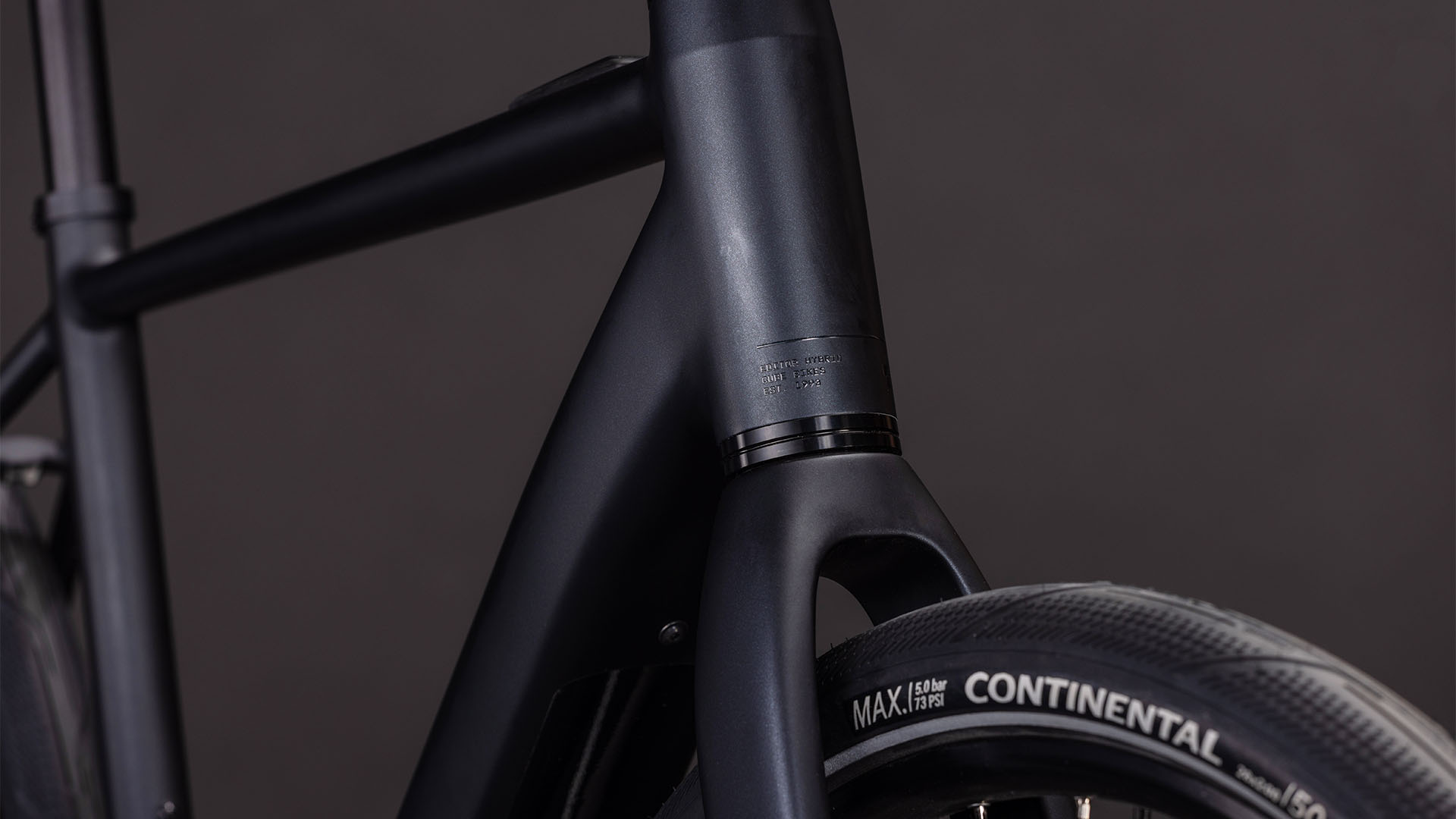 Cube Editor Hybrid Pro 400X coal´n´prism UN3556 Fahrzeug mit Antrieb durch Lithium-Ionen- Batterien. Transport nach SV 388 und 666 ADR.