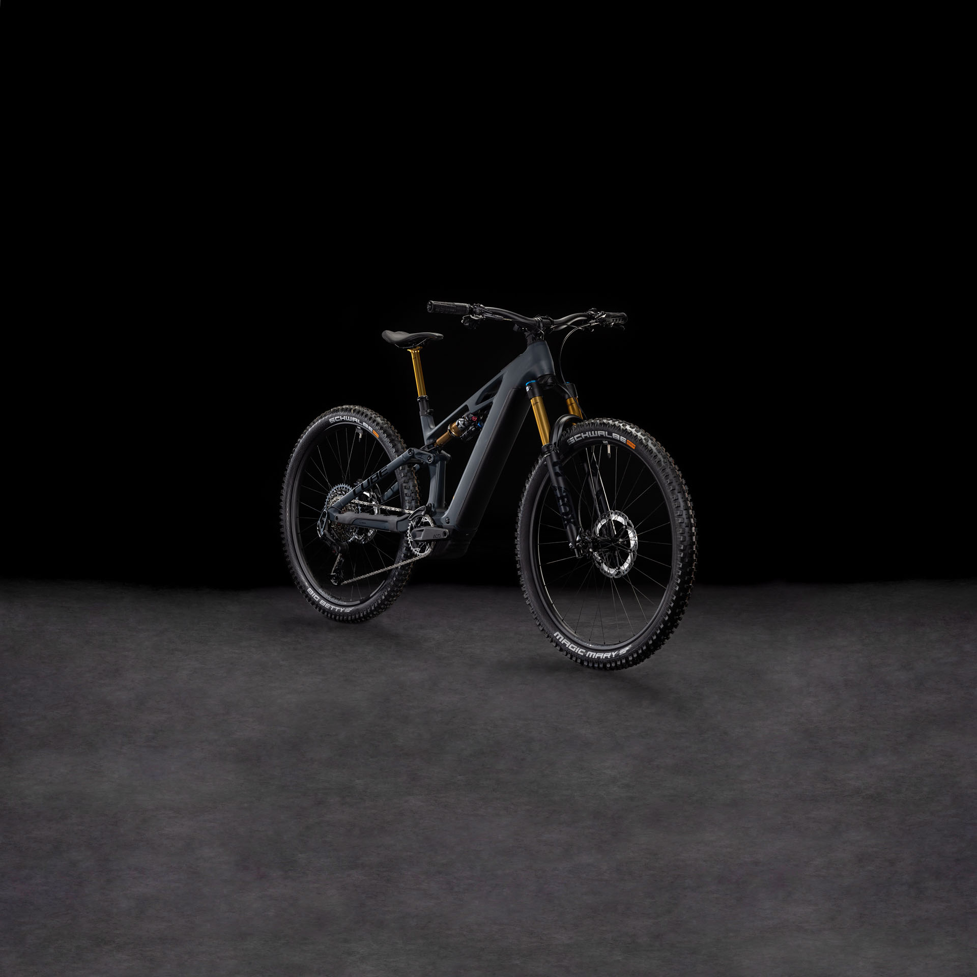 Cube Stereo Hybrid ONE44 HPC AT 800 carbon´n´gold Batteriebetriebenes Fahrzeug (UN 3171) unterliegt nicht den Vorschriften des ADR