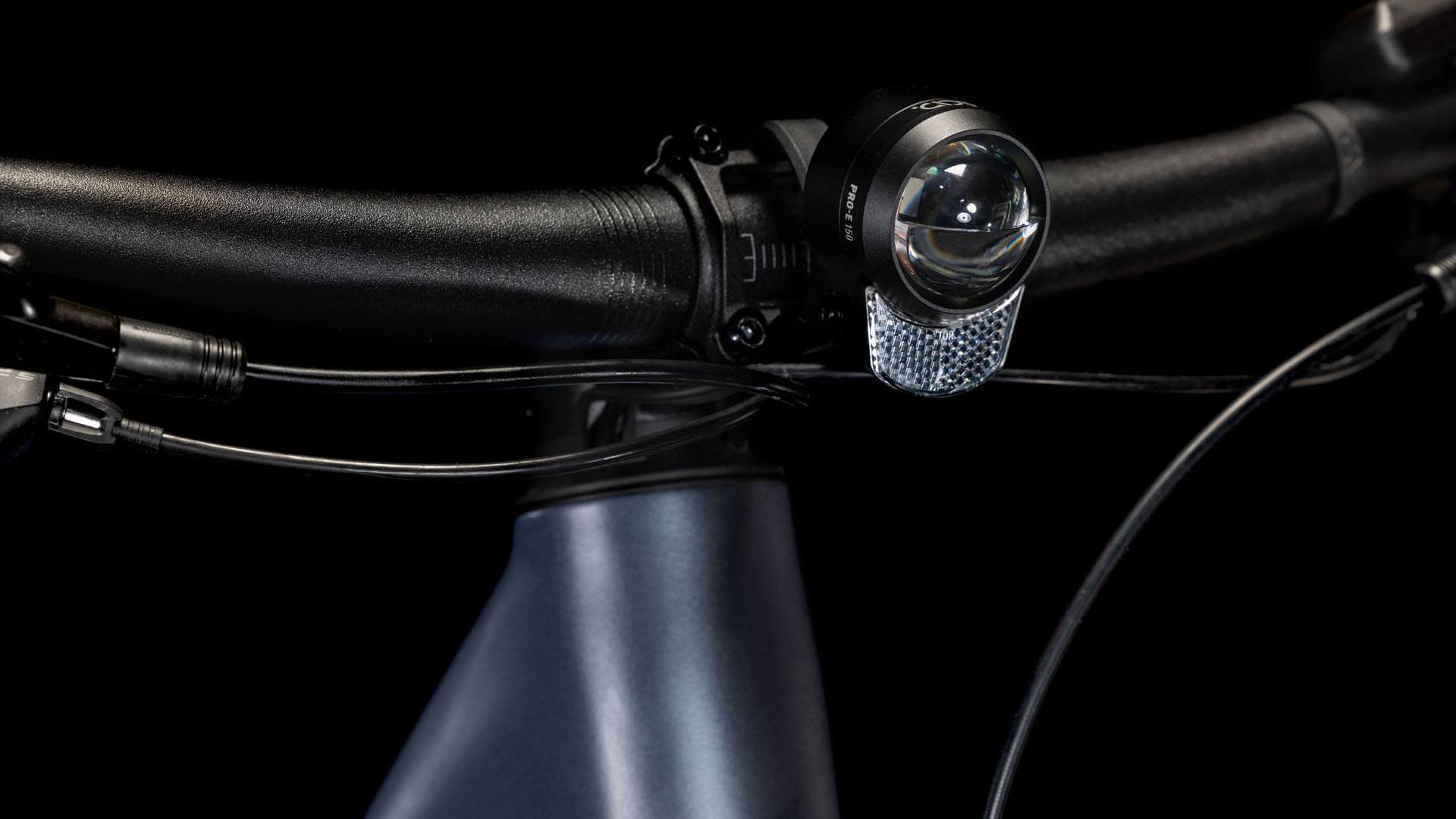 Cube Reaction Hybrid Pro 800 Allroad metallicgrey´n´black Batteriebetriebenes Fahrzeug (UN 3171) unterliegt nicht den Vorschriften des ADR