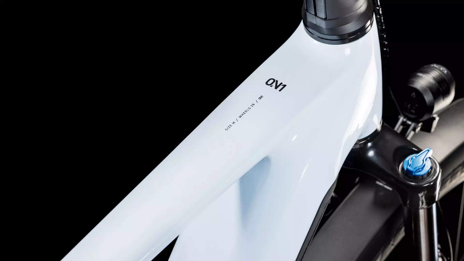 Cube Kathmandu Hybrid ONE 800 polarwhite´n´black 