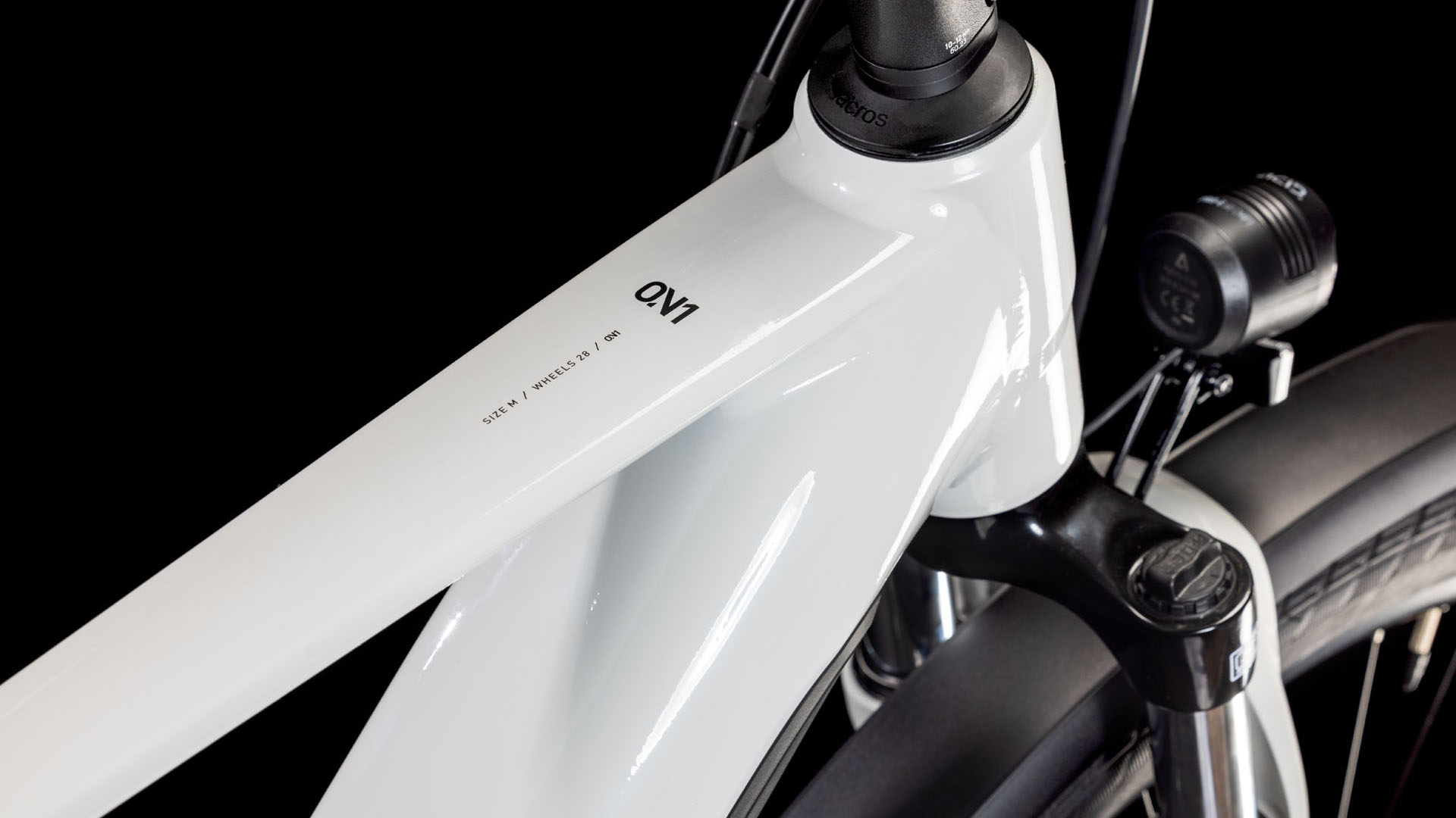 Cube Touring Hybrid ONE 625 cotton´n´grey Batteriebetriebenes Fahrzeug (UN 3171) unterliegt nicht den Vorschriften des ADR