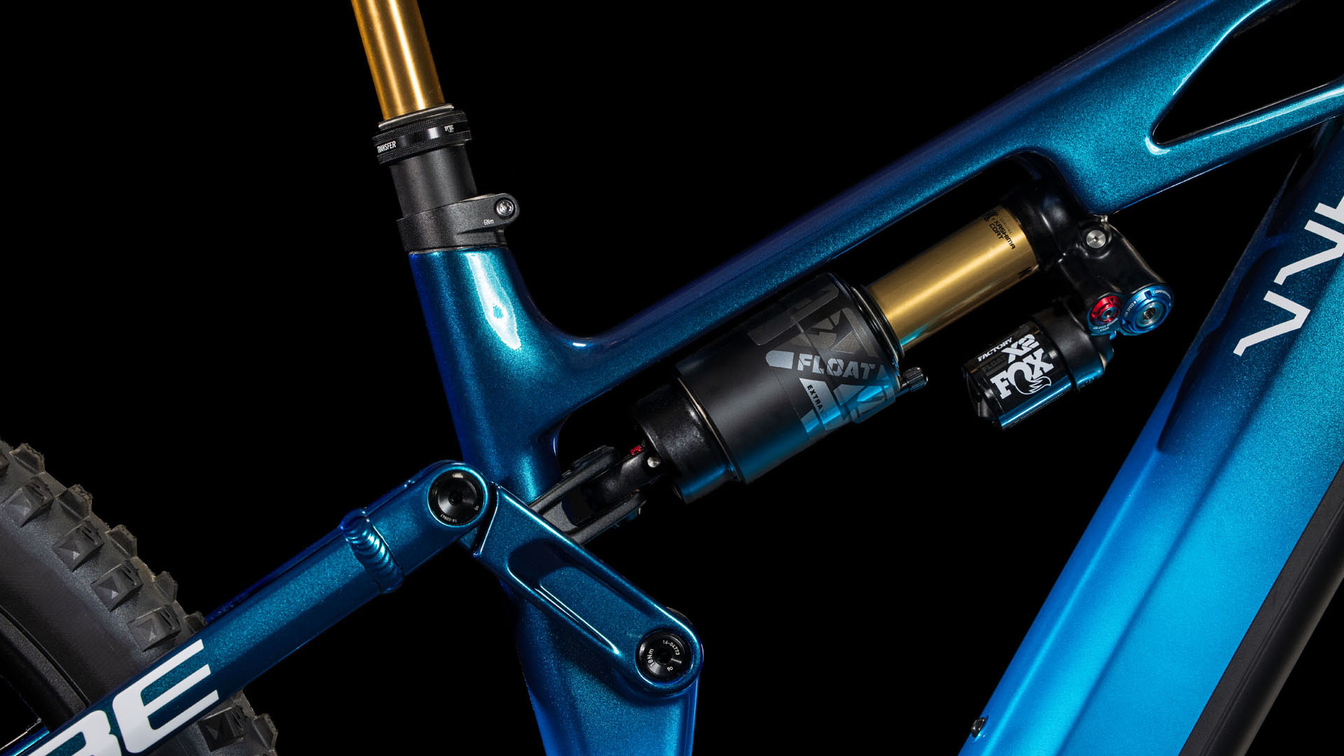 Cube Stereo Hybrid ONE77 HPC AT 800 actionteam 