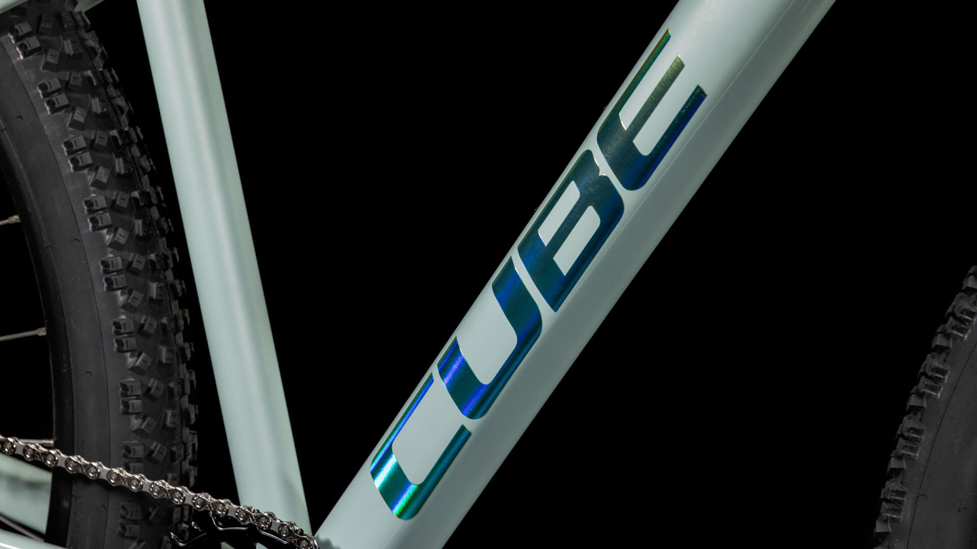 Cube Aim Race frozengrape´n´turmalin  