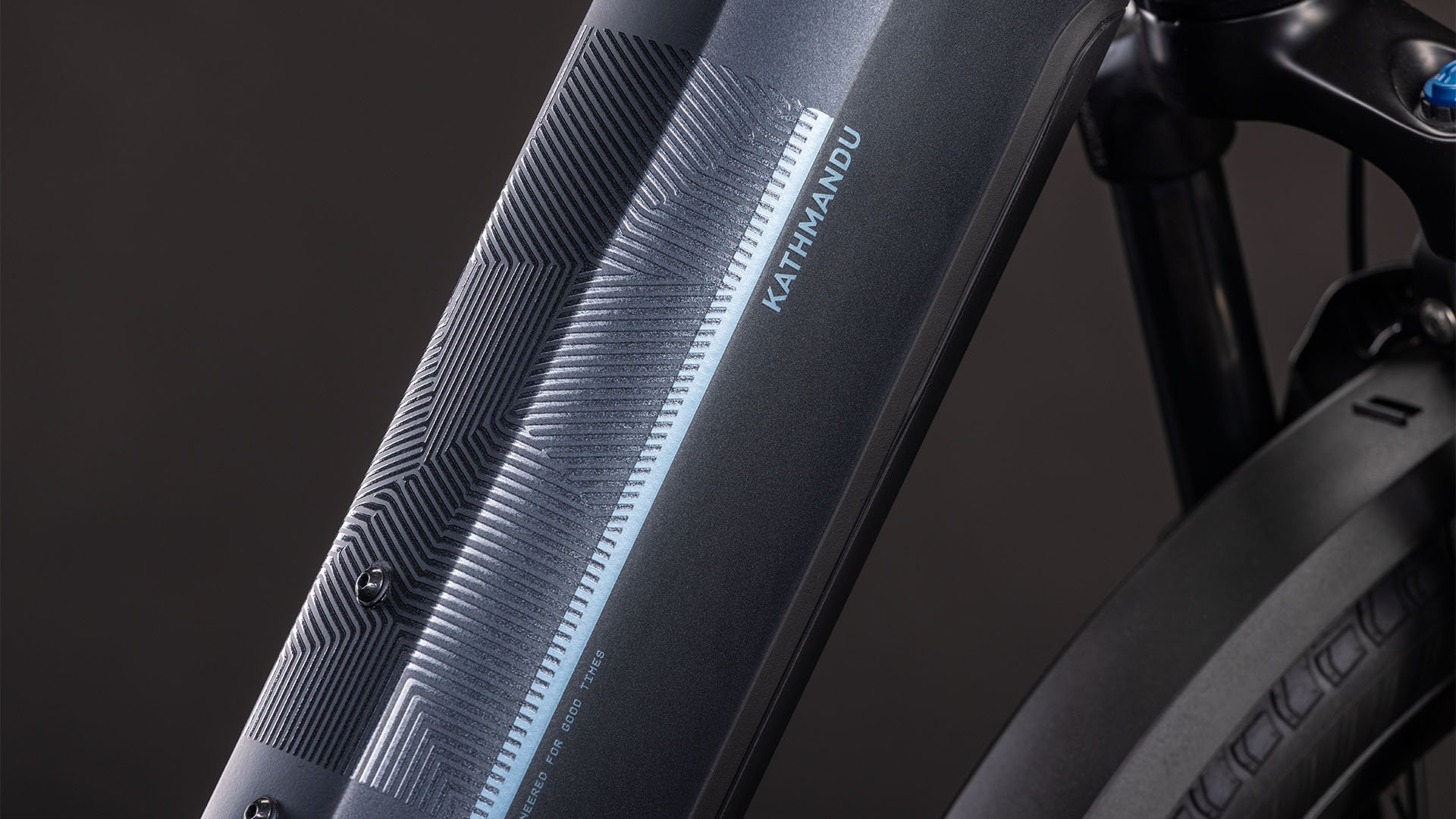 Cube Kathmandu Hybrid ONE 800 metallicgrey´n´grey UN3556 Fahrzeug mit Antrieb durch Lithium-Ionen- Batterien. Transport nach SV 388 und 666 ADR.