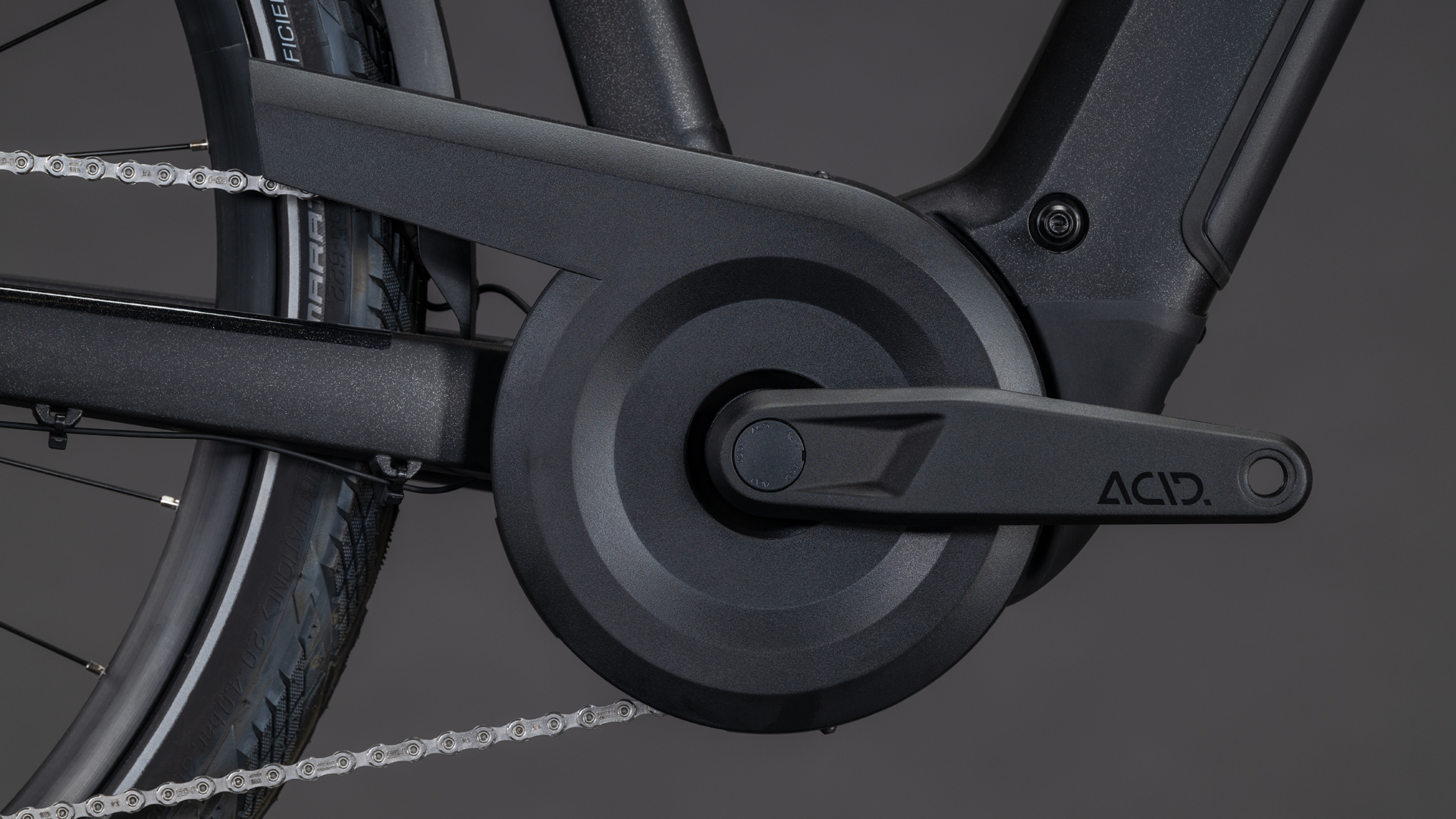 Cube Kathmandu Hybrid SLX 800 silverdust´n´chrome UN3556 Fahrzeug mit Antrieb durch Lithium-Ionen- Batterien. Transport nach SV 388 und 666 ADR.