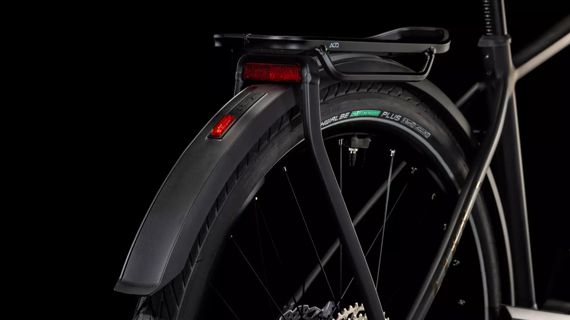 Cube Kathmandu Hybrid EXC 800 black´n´prism 