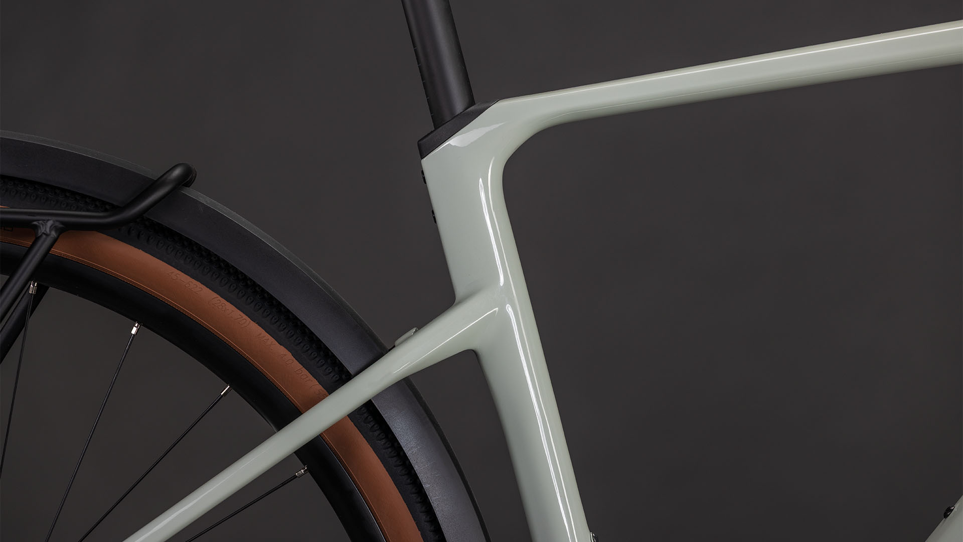 Cube Nuroad Hybrid C:62 Race 400X FE reedbeige´n´black UN3556 Fahrzeug mit Antrieb durch Lithium-Ionen- Batterien. Transport nach SV 388 und 666 ADR.