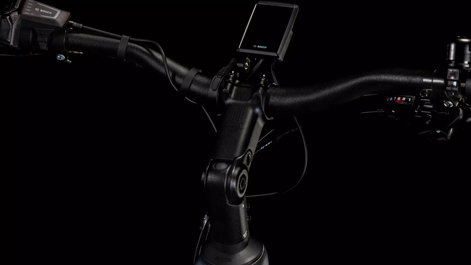 Cube Touring Hybrid Pro 625 metallicgrey´n´chrome 