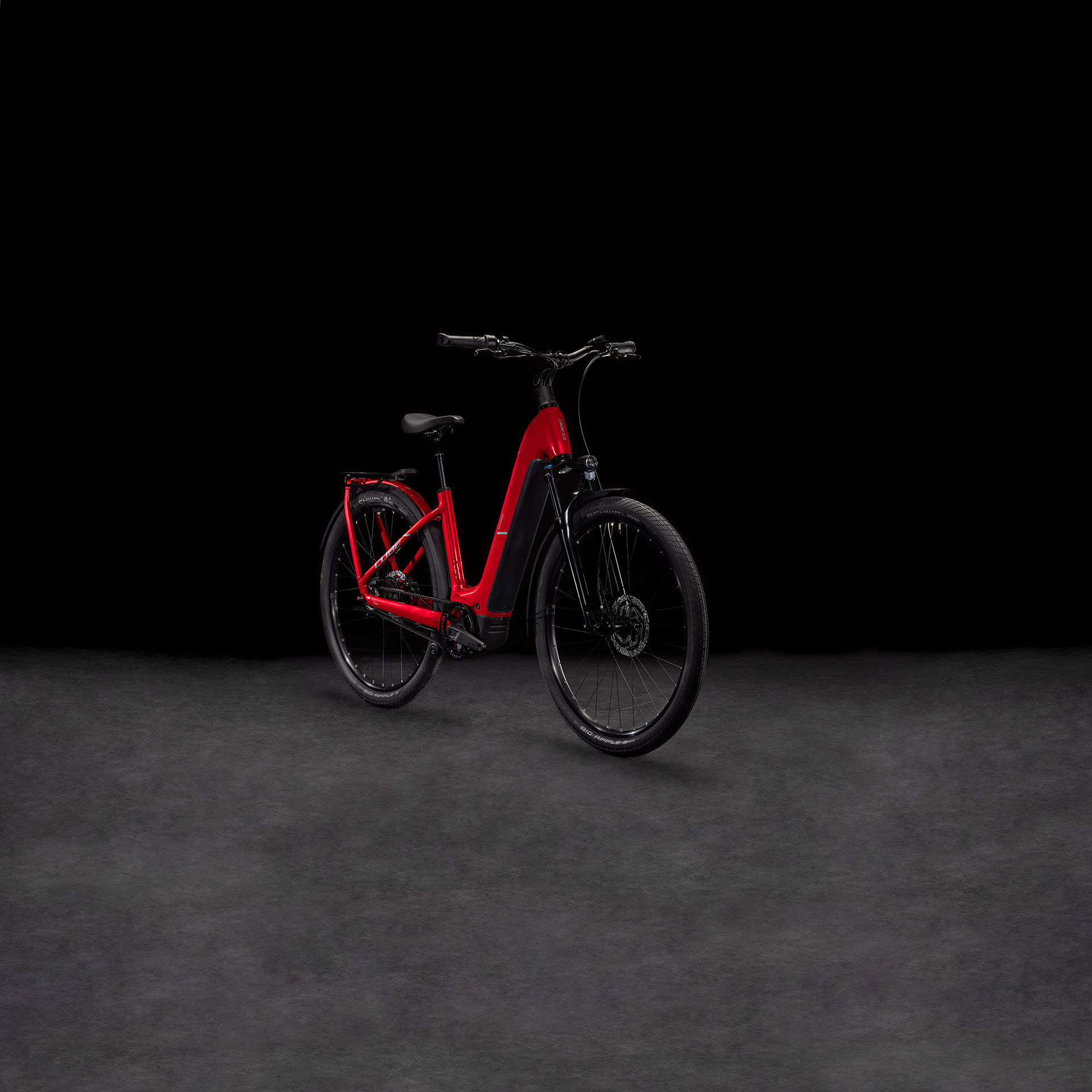 Cube Kathmandu Hybrid Comfort Pro 800 electricred´n´red Batteriebetriebenes Fahrzeug (UN 3171) unterliegt nicht den Vorschriften des ADR