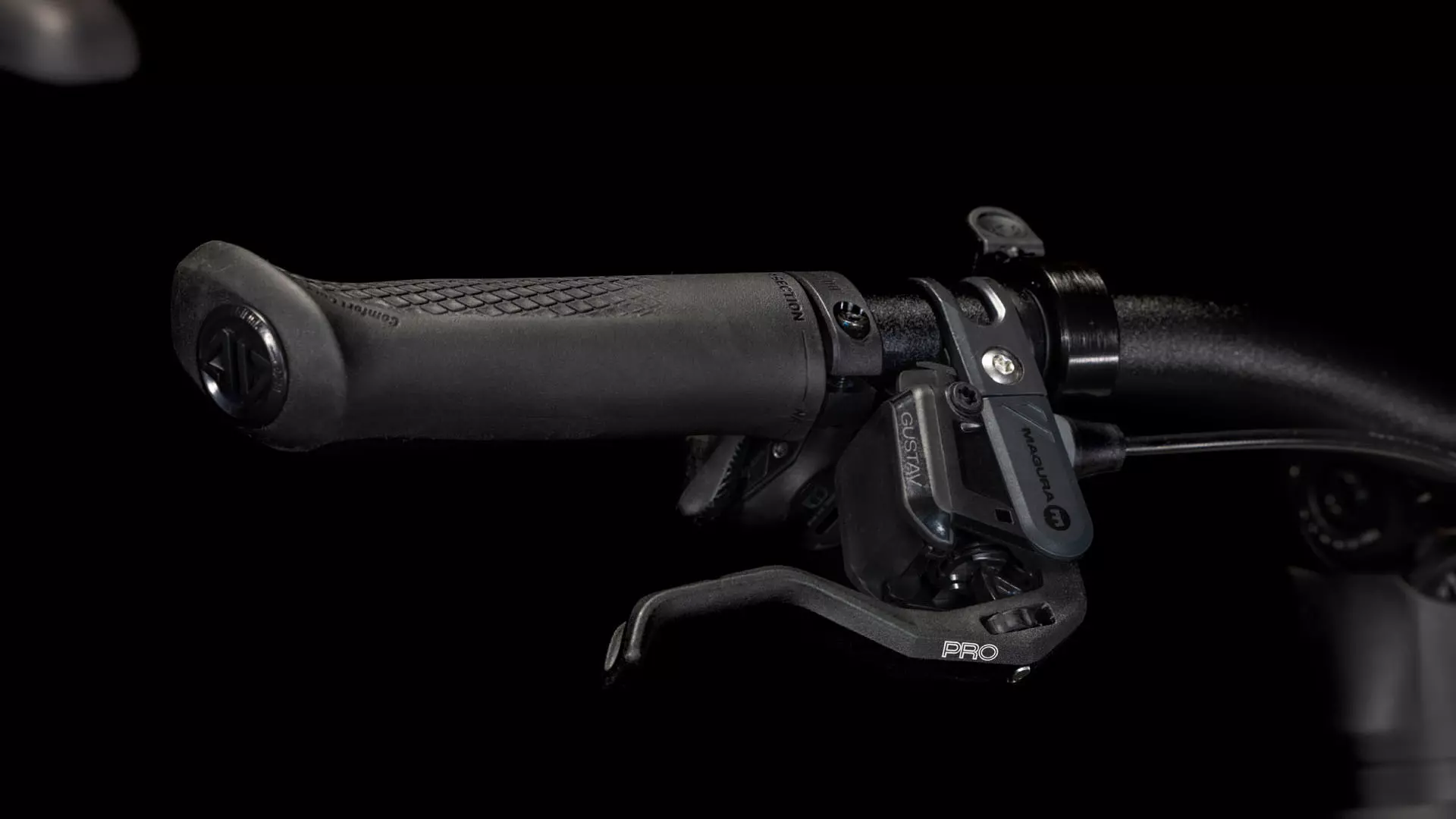 Cube Kathmandu Hybrid SLT 800 golddust´n´black 